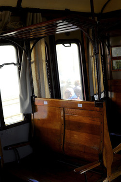 Il treno storico delle ferrovie italiane. Fotografie di Giulio Azzarello &copy;2017.