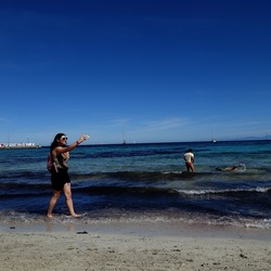 MONDELLO. Fotografie di Giulio Azzarello &copy;2024.