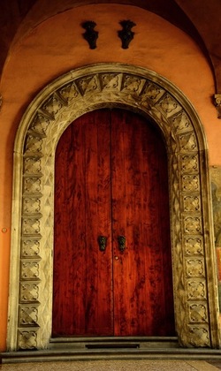 BOLOGNA centro storico. Fotografie di Giulio Azzarello &copy;2018.
