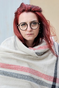 LUCREZIA artista modella attrice. Fotografie di Giulio Azzarello &copy;2018.