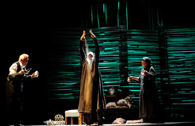 TEATRO stabile BIONDO di Palermo. Primo spettacolo stagione 2015 2106. Foto di Giulio Azzarello &copy;.