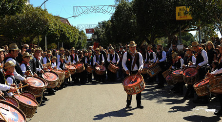 Tamburai siciliani di Agrigento. Fotografie di Giulio Azzarello &copy;2017.