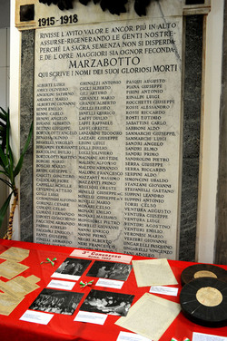 IL SACRARIO DI MARZABOTTO panoramiche e particolari. Fotografie di Giulio Azzarello &copy;2014.