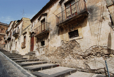IL BAROCCO DI NOTO in Sicilia panoramiche e particolari. Fotografie di Giulio Azzarello &copy;2014.