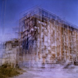 PERIFERIE fotografie di Giulio Azzarello &copy;2022.