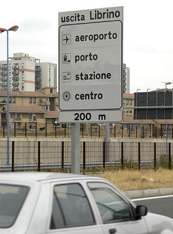 LIBRINO quartiere periferico di Catania. Fotografie di Giulio Azzarello &copy;2014.