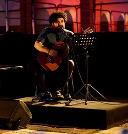 GIUSEPPE di BELLA artista musicista. Fotografie di Giulio Azzarello &copy;2020.