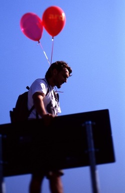 MARCIA DELLA PACE PERUGIA ASSISI fotografie di Giulio Azzarello &copy;2000 2022.