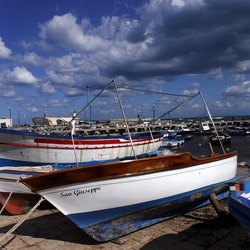 MONDELLO fotografie di Giulio Azzarello &copy;2019.