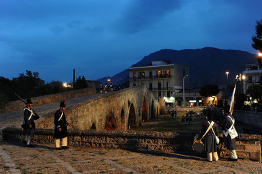 LA BATTAGLIA DI PONTE AMMIRAGLIO a Palermo lo sbarco dei mille . Fotografie di Giulio Azzarello &copy;2014.