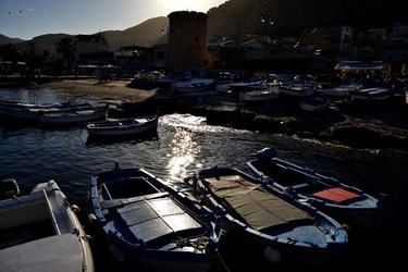 BARCHE da PESCA fotografie di Giulio Azzarello &copy;2019.