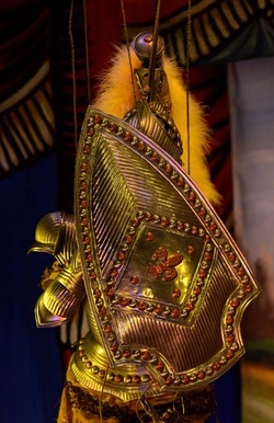 OPERA dei PUPI di Mimmo e Giacomo Cuticchio. Fotografia di Giulio Azzarello ©2020. OPERA dei PUPI di Mimmo e Giacomo Cuticchio. Fotografia di Giulio Azzarello ©2020.