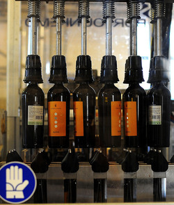 ACCIAI per il vino. Fotografie di Giulio Azzarello ©2016.