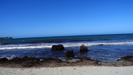 COSTA SICILIANA. Fotografie di Giulio Azzarello &copy;2022.
