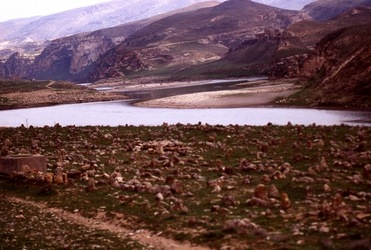 HASANKEYF Anatolia Curdistan. Fotografie di Giulio Azzarello ©2001 2021. HASANKEYF Anatolia Curdistan. Fotografie di Giulio Azzarello ©2001 2021.
