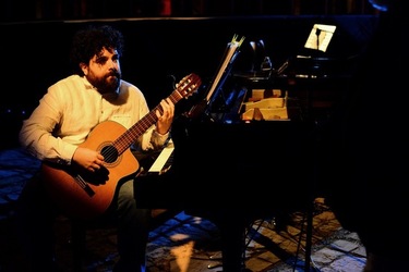 GIUSEPPE di BELLA artista musicista. Fotografie di Giulio Azzarello &copy;2020.