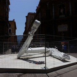 INSTALLAZIONE. Fotografie di Giulio Azzarello ©2022.