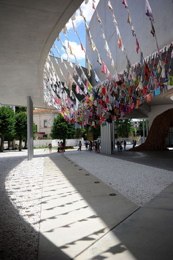 MUSEO MAXXI contemporaneo a Roma panoramiche e particolari. Fotografie di Giulio Azzarello ©2014. MUSEO MAXXI contemporaneo a Roma panoramiche e particolari. Fotografie di Giulio Azzarello ©2014.
