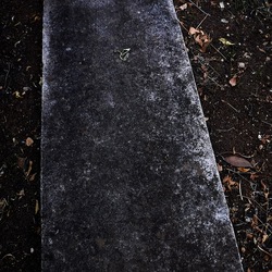 OMBRE di agosto. Fotografie di Giulio Azzarello &copy;2018.