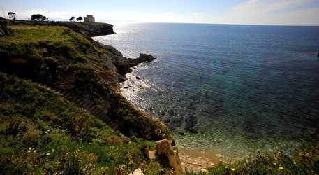 PAESAGGIO SICILIANO Terrasini. Fotografie di Giulio Azzarello &copy;2018.