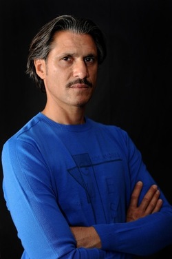 ROBERTO BONURA attore italiano siciliano. Fotografie di Giulio Azzarello ©2018. ROBERTO BONURA attore italiano siciliano. Fotografie di Giulio Azzarello ©2018.