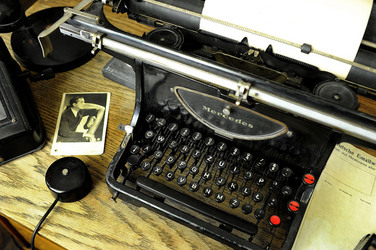 IL MUSEO SCHINDLER a Cracovia. Fotografie di Giulio Azzarello ©2016. IL MUSEO SCHINDLER a Cracovia. Fotografie di Giulio Azzarello ©2016.