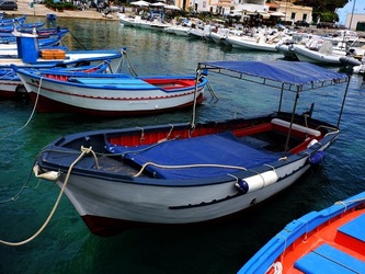 MONDELLO fotografie di Giulio Azzarello &copy;2020.