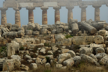 SELINUNTE il sito e parco archeologico. Fotografie di Giulio Azzarello &copy;2014.