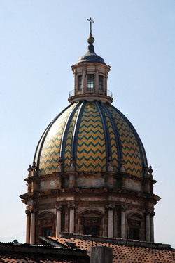 PIAZZA PRETORIA a Palermo panoramiche e particolari. Fotografie di Giulio Azzarello &copy;2014.