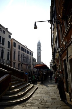 VENEZIA fotografie di Giulio Azzarello ©2022.