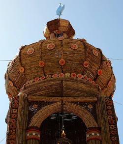 GLI ARCHI DI PASQUA a San Biagio Platani in Sicilia. Fotografie di Giulio Azzarello &copy;2014.