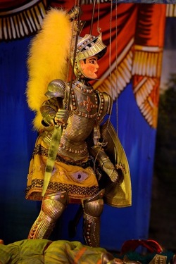 OPERA dei PUPI di Mimmo e Giacomo Cuticchio. Fotografia di Giulio Azzarello ©2020. OPERA dei PUPI di Mimmo e Giacomo Cuticchio. Fotografia di Giulio Azzarello ©2020.