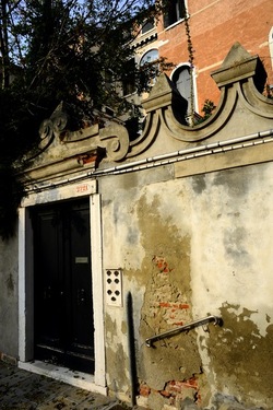 VENEZIA fotografie di Giulio Azzarello ©2020. VENEZIA fotografie di Giulio Azzarello ©2020.