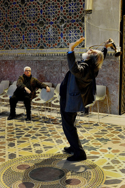 Mimmo Cuticchio in un suo spettacolo. Fotografie di Giulio Azzarello &copy;2017.