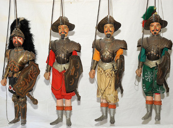 PUPI SICILIANI del 900 e dell 800. Collezione Cuticchio. Fotografie di Giulio Azzarello &copy;2014.