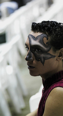 NOTREDAM de PARIS con giovani artisti. Fotografie di Giulio Azzarello ©2014. NOTREDAM de PARIS con giovani artisti. Fotografie di Giulio Azzarello ©2014.