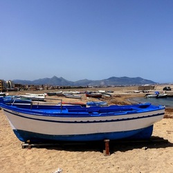 BARCHE. Fotografie di Giulio Azzarello &copy;2022.