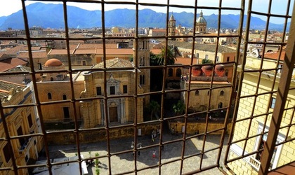 CENTRO STORICO di PALERMO. Fotografie di Giulio Azzarello &copy;2018.