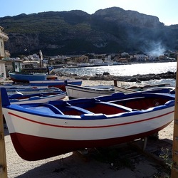 BARCHE. Fotografie di Giulio Azzarello ©2022.