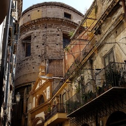 PALERMO. Fotografie di Giulio Azzarello &copy;2022.
