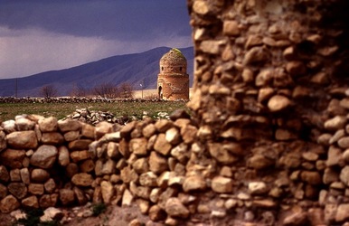 HASANKEYF Anatolia Curdistan. Fotografie di Giulio Azzarello ©2001 2021. HASANKEYF Anatolia Curdistan. Fotografie di Giulio Azzarello ©2001 2021.
