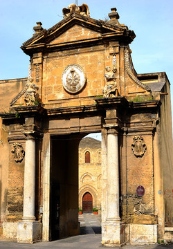 PIAZZA MAGIONE a Palermo. Fotografie di Giulio Azzarello &copy;2016.
