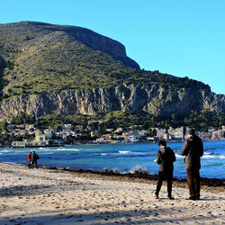MONDELLO di inverno. Fotografie di Giulio Azzarello &copy;2016.