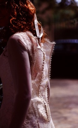 MODA SPOSA. Fotografie di Giulio Azzarello &copy;2021.