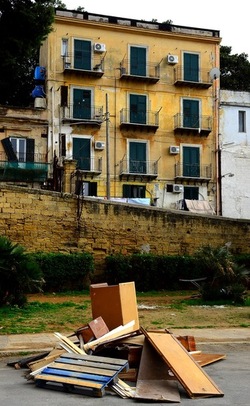 LA VAMPA DI SAN GIUSEPPE a Palermo. Fotografie di Giulio Azzarello ©2018. LA VAMPA DI SAN GIUSEPPE a Palermo. Fotografie di Giulio Azzarello ©2018.