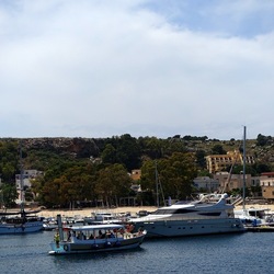 SAN VITO LO CAPO. Fotografie di Giulio Azzarello ©2023. SAN VITO LO CAPO. Fotografie di Giulio Azzarello ©2023.