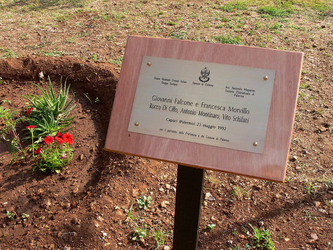 GIARDINO DELLA MEMORIA in Sicilia. Fotografie di Giulio Azzarello &copy;2014.