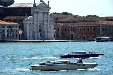 VENEZIA fotografie di Giulio Azzarello &copy;2019.