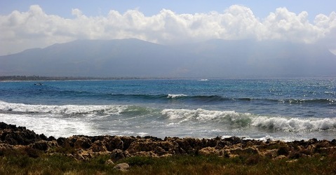 PAESAGGIO SICILIANO di MARE. Fotografia di Giulio Azzarello &copy;2018.