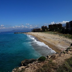 PERIFERIE. Fotografie di Giulio Azzarello &copy;2022.